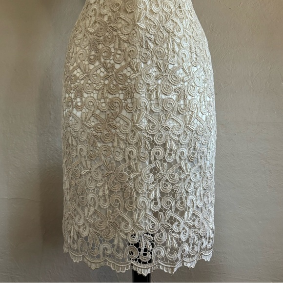 🕊️ Marina Ivory/ Gold Embroidered Lace Overlay Sheath Cocktail Dress — size 8 - Picture 10 of 11